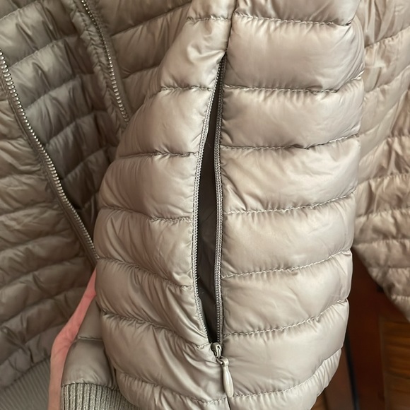 Michael Kors women’s packable down jacket small - Picture 8 of 12